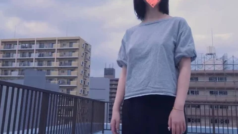 FC2-PPV-4676435 [Individual shooting + Outdoors] Fluffy Menhera, School Rooftop Fellatio Support 30,000 Yen [4K Quality]