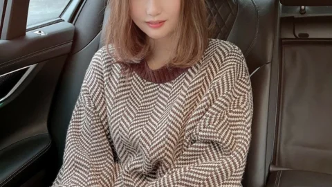 FC2-PPV-2720886 Affair in the car with a beautiful young wife who spouts squirting! Sperm entwined with the tongue is put out and the inside of the car is covered with tide with the tide that scatters just by touching the “gokkun” clitoris