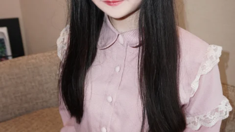 FC2-PPV-1778098 [No] [Limited to 100 pieces 2980 → 1480pt OFF!] 〇Lolli Lori girl who just graduated from school ♥ ️ A little unprocessed pubic hair de amateur feeling ♥ ️ ※ Review privilege / Denma masturbation ♥