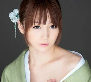 AKO-408 KARIN