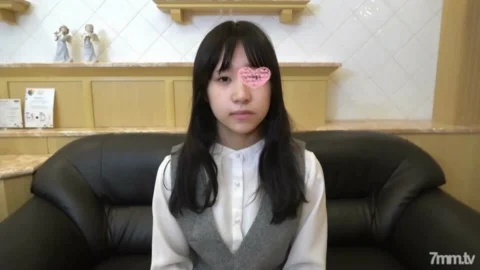 FC2-PPV-2043374 “Dear Sir. Mom, you’ll save your own money.” 144cm Sister-based poor student Sakura-chan. The trajectory of tears and $ falling in the appearance of trying hard.