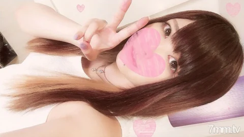 FC2-PPV-954692 [Bombshell with cute eyes] Kikuchi ● Beauty appearance Super difficult first experience beauty appearance! For the first time in public, naked pantyhose pussy groping Bichobicho premature ejaculation [no moza] bonus photo collection avail