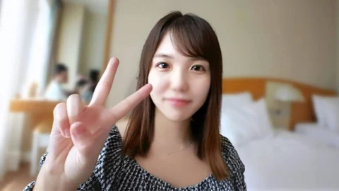 FC2-PPV-4781995 An 18-year-old music college student who just moved to Tokyo. A baby-faced, slender-bodied second-timer. A shocking POV video of her getting penetrated for the first time in a while and then getting creampied on her dangerous day, resultin