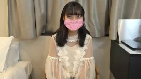 FC2-PPV-2306598 18-year-old BA aspiring Ubukawa student. I’m so excited to feel it for the first time in my life! I have vaginal cum shot without permission.