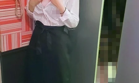 FC2-PPV-3132432 [1st anniversary breakthrough limited edition 1980pt] Creampie during a part-time job at a JD karaoke store that resembles Megumi Toda.