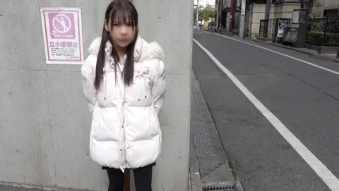 FC2-PPV-4863526 [Street Pickup Chapter 3]! Successfully picked up a slender beauty resembling Kawashima Nao in Shinjuku. Amazing abs & perfect hourglass figure, inserted my raw dick into her super sensitive pussy → made her cum hard and cummed insid