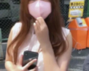 FC2-PPV-3772530 The first place is a half-beautiful descendant of Lading, and she has a lot of money for special activities. It’s cute, and the sensitivity of the blue sky is so cute. I’m worried about my control, but my love juice is leaking, a