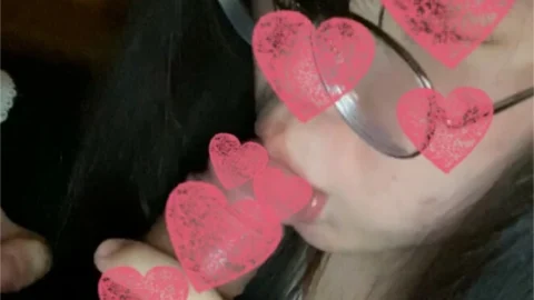 FC2-PPV-1229515 [Personal shooting] Blow & Gonzo with neat glasses JD at karaoke