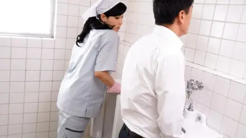 PACOPACOMAMA-021019_031 Pacopacomama-021019_031 – A Neat Cleaning Lady Writhing In The Toilet