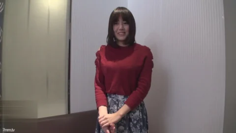 FC2-PPV-1534555 [No / Amateur] A 20-year-old beautiful office lady with cute eyes and a cute 20-year-old office lady feels gradually while being shy … ♥ At the end I’m about to cry inside … “
