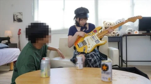 FC2-PPV-4838973 [Mazobitch] The punk scene in Tokyo is in an uproar as the tall, extremely horny guitarist goes crazy fucking