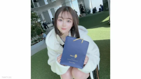 FC2-PPV-4330669 Shoujibisutatsu/Outside! Limited to 3 days! ③Melomero for Gap Moe! This is a small, red and beautiful large mountain sparrow called Metanko! ③This year’s 20-year-old woman◯University student is the final negative path, thinking