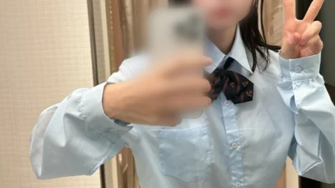 FC2-PPV-4091617 Limited quantity! Special treat! [Immediately stop a potentially dangerous meeting] Must-see! The current J○ criminal is so cute! Rejected life, undeveloped small body, no responsibility creampie