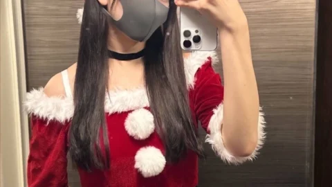 FC2-PPV-4848775 [The most miraculous beauty in history has arrived!] F-cup Yua-chan in a Santa costume gets a massive facial! The best Christmas present of the year!