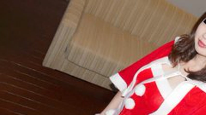 sextop1 — 10MUSUME-121821-01 10MUSUME-121821_01 — F-Cup Santa Will Ser — khung hình 1