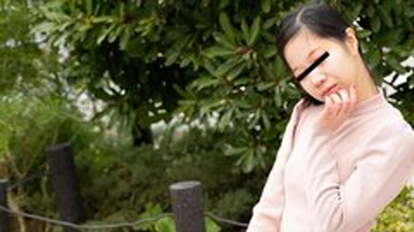 sextop1 — PACOPACOMAMA-100824-100 Pacopacomama-100824_100 — A young ma — khung hình 1