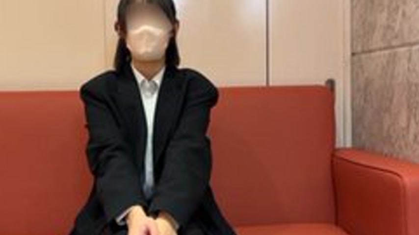 sextop1 — FC2-PPV-4933419 A 21-year-old student in a suit who is too s — khung hình 4