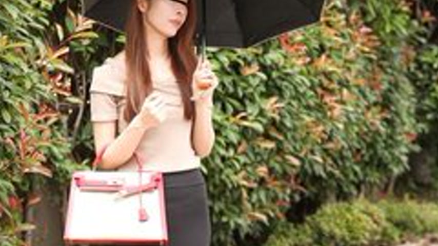sextop1 — PACOPACOMAMA-062726-100 Pacopacomama-062726_100 — Picking Up — khung hình 2