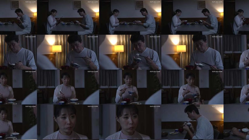 sextop1 — [UNCENSORED-LEAK] ROE-451 A married woman is left in a restr — khung hình 4