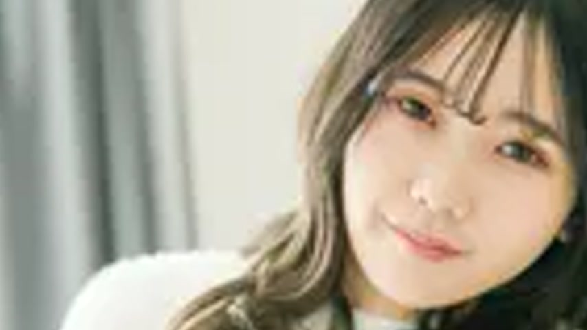 sextop1 — HNHU-0202 She looked innocent but loved touching dick. What — khung hình 3
