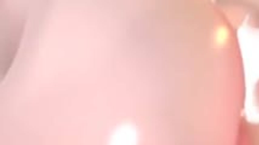 sextop1 — Pissing action and anal sex for a perverted blonde — khung hình 1
