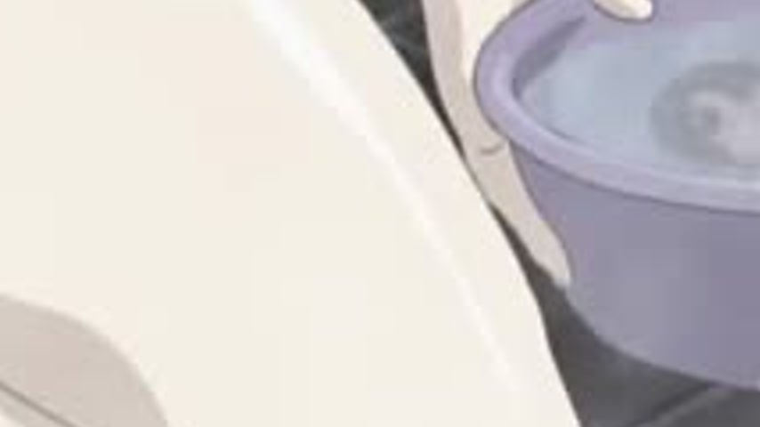 sextop1 — Pissing, fucking, and grinding in a hot hentai video — khung hình 3
