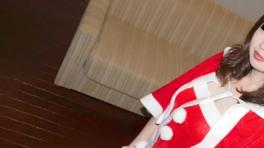 sextop1 — 10MUSUME-121821_01 10MUSUME-121821_01 – F-Cup Santa Wi — khung hình 1