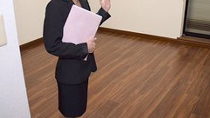 sextop1 — 10MUSUME-041316-01 10musume-041316_01 — I Work At A Real Est — khung hình 3