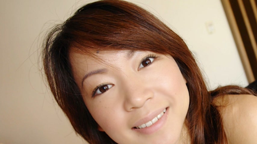 sextop1 — th101-000-110712 Tokyo Hot 敏感秘書 生中出し 猥褻撮影会 — khung hình 1