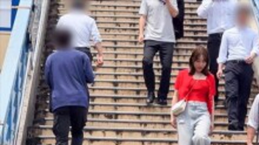 sextop1 — FC2-PPV-4802106 [Street snap → raw sex] Picking up and filmi — khung hình 1