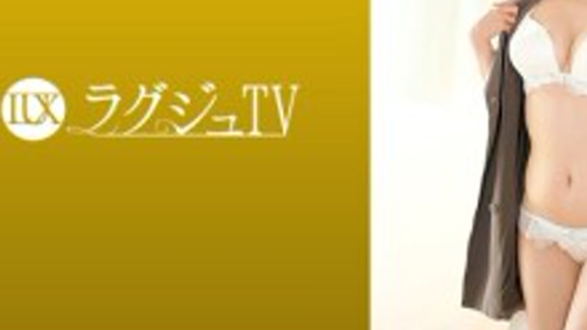 sextop1 — LUXU-1863 “Glamorous and petite trombone instructor. S — khung hình 3