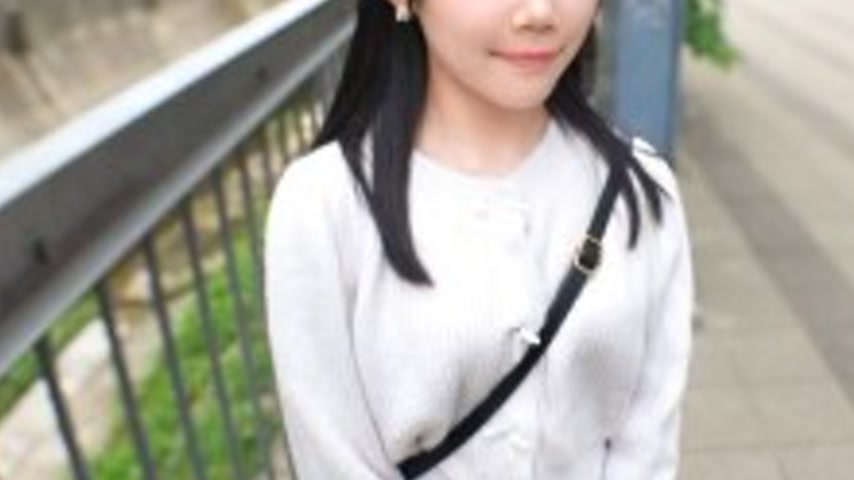 sextop1 — SIRO-5563 “A petite girl applied for this new experien — khung hình 3