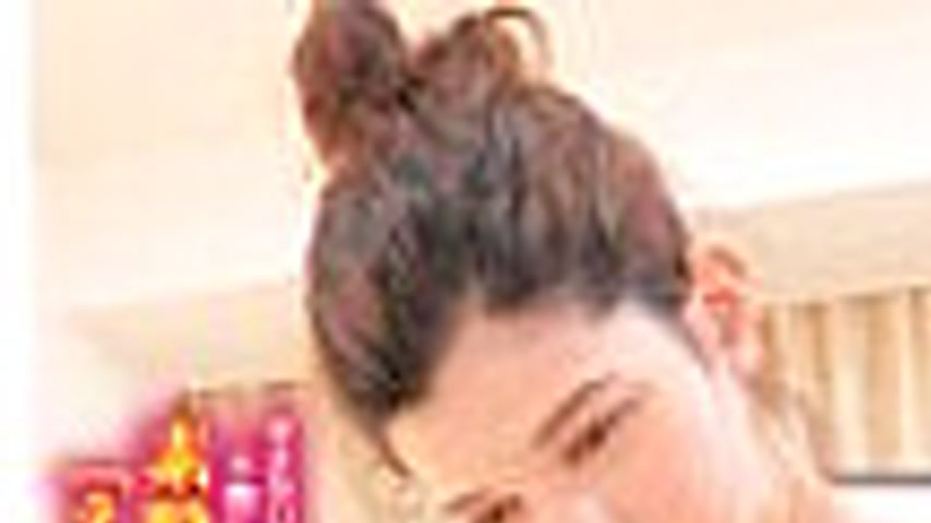sextop1 — IENF-355 My Beautiful Sister Feels Pity for Me, a Bro, and P — khung hình 1