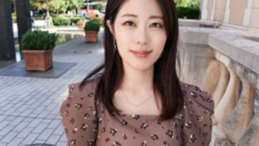 sextop1 — SIRO-5440 “Intense sex is here. A mature woman with a — khung hình 2
