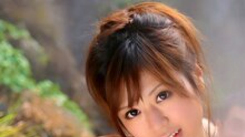sextop1 — SERO-007 A slender girl rushes into a tour guest’s roo — khung hình 1
